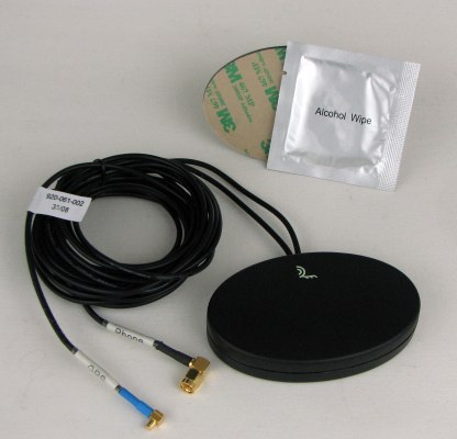 Mobilfunk/GPS Magnet-/Klebe-Antenne mit 3m Kabel